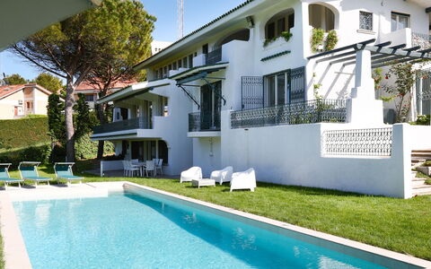 Villa Sarah 10+2: Bleu, Piscine, Zone Résidentielle, Domicile, Maison, Biens, Recours, Balcon, Manoir, Villa