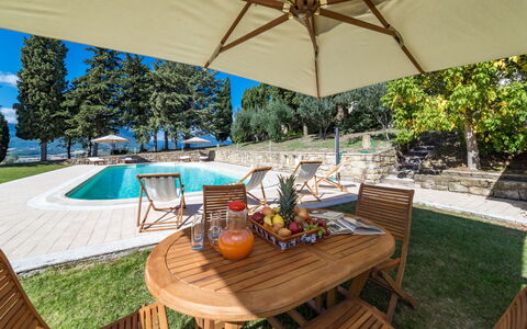 Borgo Colle Ridente 13: Bleu, Piscine, Recours, Mobilier De Jardin, Ombre, Jardin, Aménagement Paysager, Eco Hôtel, Biens, Pelouse