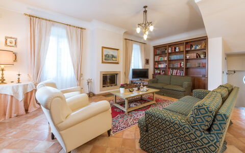 Borgo Colle Ridente 13: Design Intérieur, Meubles, Sol, Sol, Plafond, Pièce, Canapé, Salon, Éclairage, Domicile