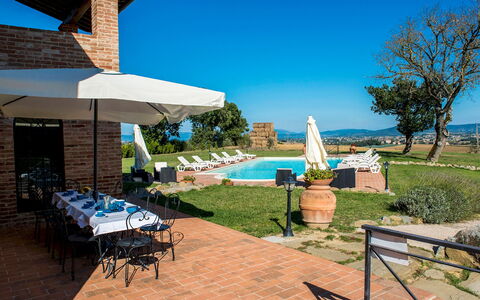 La Torre dei Fagiani 8+2: Ciel, Lot Terre, Plaine, Biens, Pelouse, Hacienda, Aménagement Paysager, Manoir, Plantation, Villa