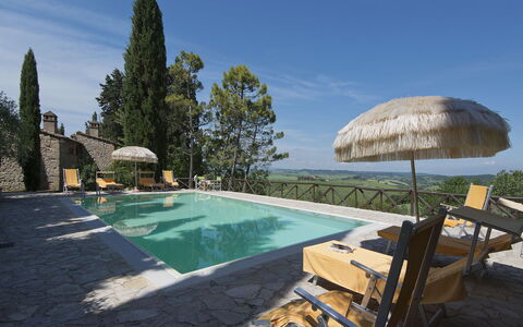 Frantusa 6+2: Maison, Biens, Chalet, Piscine, Villa, Hacienda, Village, Mobilier De Jardin, Ferme