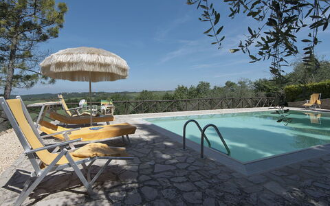 Frantusa 6+2: Meubles, Piscine, Mobilier De Jardin, Chaise, Recours, Balancelle, Eco Hôtel, Ombre, Parapluie, Hôtel