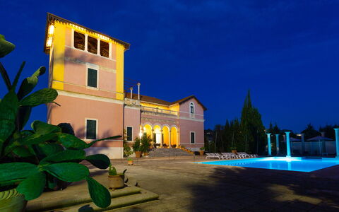 Villa Capozza 18+2: Biens, Nuit, Hacienda, Manoir, Recours, Villa, Hôtel, Eco Hôtel, Minuit, Piscine