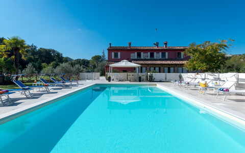 Cascina Marianna 12+4: Piscine, Recours, Biens, Mobilier De Jardin, Ville Resort, Villa, Hôtel, Hacienda, Thermes, Eco Hôtel