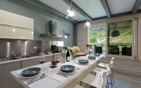 Chipieri 4+2: Cuisine, Meubles, Design Intérieur, Comptoir, Appareil De Cuisine, Principaux Appliance, Plafond, Sol, Luminaire, Domicile