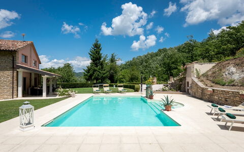 Chipieri 4+2: Piscine, Recours, Loisir, Biens, Mobilier De Jardin, Thermes, Eco Hôtel, Ferme, Villa, Hacienda