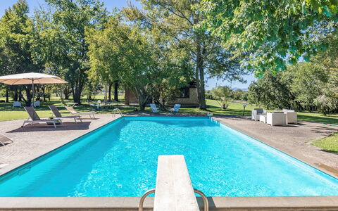 Villa Rasena 6: Bleu, Piscine, Recours, Composite, Ombre, Jardin, Loisir, Eco Hôtel, Biens, Aménagement Paysager