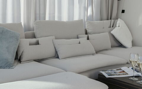 Arcimboldo House 2+2: Meubles, Coussin, Canapé, Throw Pillow, Design Intérieur, Textile, Oreiller, Salon, Domicile, Confort