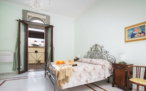 Villa Croci 12: Meubles, Design Intérieur, Sol, Sol, Chambre, Lit, Pièce, Éclairage, Plafond, Cadre De Lit