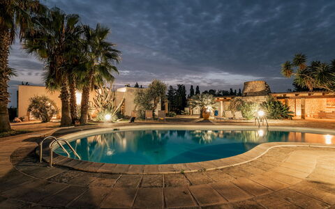 Villa Manco 12: Piscine, Recours, Hacienda, Biens, Eco Hôtel, Éclairage Paysager, Nuit, Caractéristique De L'Eau, Aménagement Paysager