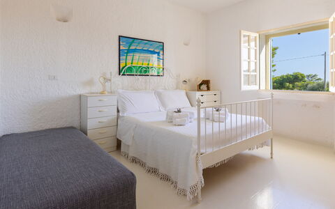 Villa del Lentisco 8+2: Meubles, Mur, Sol, Design Intérieur, Chambre, Lit, Sol, Plafond, Appartement, Literie