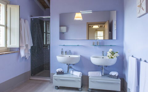 Rosa dei Venti 8: Salle De Bains, Luminaire Plomberie, Lavabo, Design Intérieur, Évier, Robinet, Sol, Meubles, Plomberie, Sol
