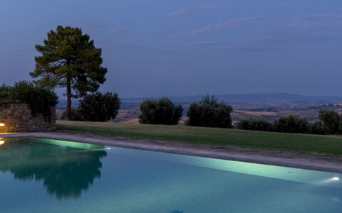 Villa Panorama 14: Bleu, Piscine, Soirée, Aménagement Paysager, Caractéristique De L'Eau, Crépuscule, Recours