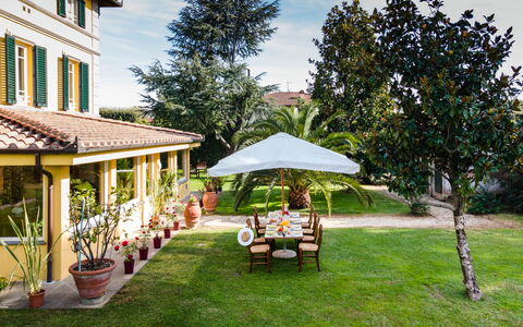 Villa Luigina 8: Zone Résidentielle, Domicile, Maison, Biens, Ombre, Jardin, Manoir, Hacienda, Pelouse, Aménagement Paysager