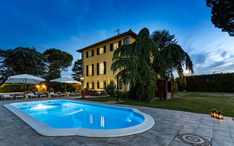 Villa Luigina 8: Bleu, Piscine, Biens, Villa, Hôtel, Hacienda, Mobilier De Jardin, Recours, Eco Hôtel, Aménagement Paysager