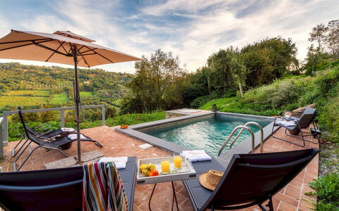 Podere Torre delle Sorgenti 4: Piscine, Mobilier De Jardin, Eco Hôtel, Jardin, Aménagement Paysager, Recours, Chaise, Arrière-Cour, Caractéristique De L'Eau, Balancelle