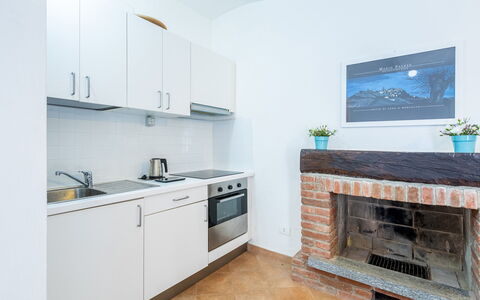 Cascina la Valle 10+2: Sol, Design Intérieur, Bois, Meubles, Sol, Plafond, Pièce, Appartement, Cabinetry, Cuisine