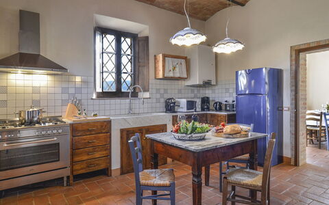 Alborata 10: Meubles, Sol, Design Intérieur, Cuisine, Bois, Sol, Plafond, Domicile, Cabinetry, Éclairage