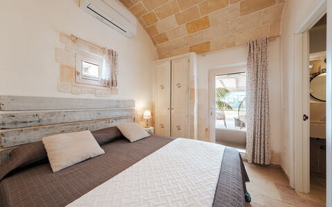 White Stone House 6+1: Chambre, Design Intérieur, Meubles, Sol, Domicile, Literie, Lit, Linge, Drap De Lit, Cadre De Lit