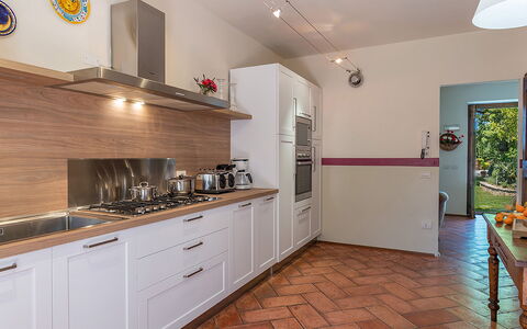 Il Borgo 16: Cuisine, Comptoir, Appareil De Cuisine, Design Intérieur, Principaux Appliance, Sol, Bois, Cabinetry, Meubles, Domicile