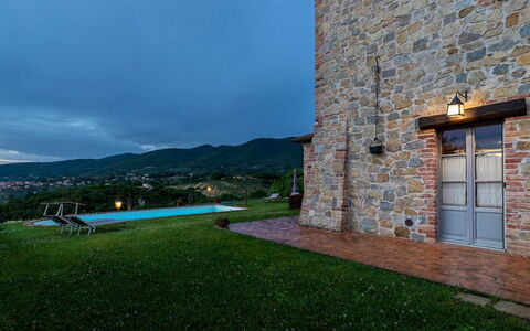 San Rocco 4: Piscine, Ferme, Biens, Villa, Eco Hôtel, Arrière-Cour, Mobilier De Jardin, Cour