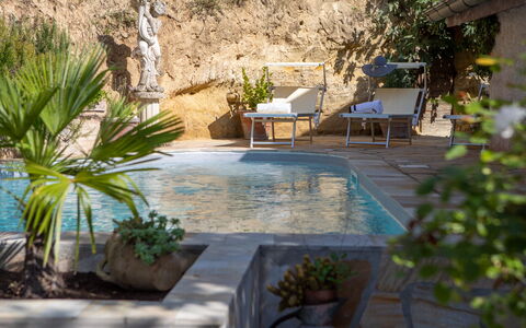 Villa Agave 8: Piscine, Mobilier De Jardin, Meubles, Recours, Pot De Fleur, Parapluie, Balancelle, Chaise, Caractéristique De L'Eau, Eco Hôtel