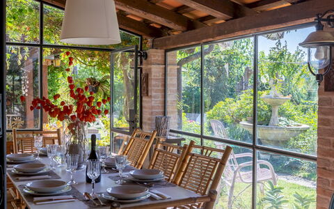 Villa Agave 8: Meubles, Chaise, Bois, Table, Design Intérieur, Table Cuisine Et Salle A Manger, Salle À Manger, Restaurant, Plafond, Eco Hôtel