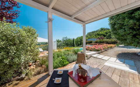 Casa Angela 6: Arbuste, Domicile, Jardin, Meubles, Ombre, Chaise, Porche, Structure En Plein Air, Biens