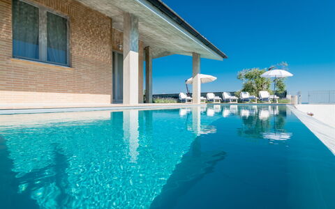 Casa di Eolo 8+2: Piscine, Bleu, Recours, Composite, Mobilier De Jardin, Eco Hôtel, Balancelle, Ombre, Villa, Hôtel