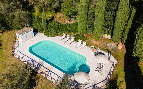 Torre Angelina 10+2: Piscine, Bleu, Mobilier De Jardin, Thermes, Recours, Loisir, Biens, Ombre, Villa, Aménagement Paysager