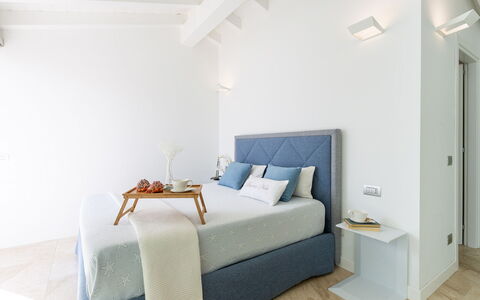 Villa Amar 4: Meubles, Design Intérieur, Mur, Chambre, Bois, Lit, Sol, Pièce, Sol, Domicile