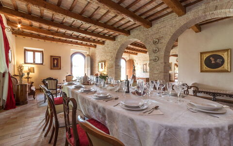 Villa Ambrah 12+1: Meubles, Plafond, Chaise, Villa, Biens, Salle À Manger, Table Cuisine Et Salle A Manger, Restaurant, Plante D'Appartement, Hôtel