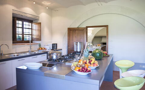 Le Caselle 26: Design Intérieur, Cuisine, Appareil De Cuisine, Meubles, Sol, Comptoir, Éclairage, Domicile, Électroménager, Pièce