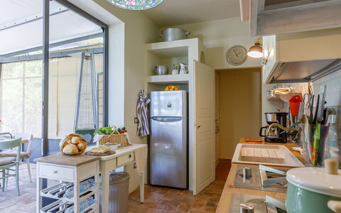 La Casa di Nanì 8: Meubles, Design Intérieur, Cuisine, Comptoir, Plafond, Appareil De Cuisine, Sol, Éclairage, Principaux Appliance, Luminaire