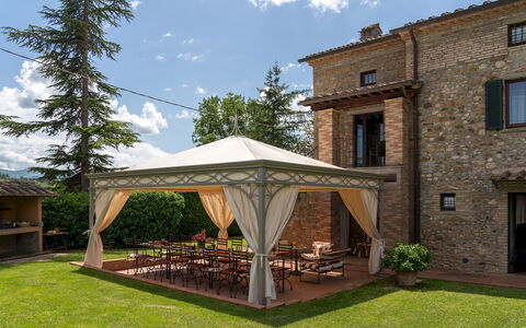 La Colonica 18: Belvédère, Jardin, Toit, Pavillon, Canopée, Structure En Plein Air, Ombre, Cour, Patio, Aménagement Paysager