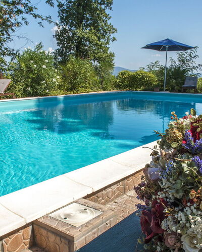 Villa Ombrosa 8: Bleu, Piscine, Recours, Eco Hôtel, Loisir, Mobilier De Jardin, Jardin, Aménagement Paysager, Ombre, Chaise