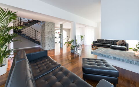 Villa Ninetta 10+1: Meubles, Design Intérieur, Sol, Canapé, Sol, Plafond, Bois, Salon, Table, Domicile