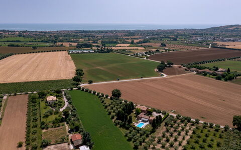 Villa Ninetta 10+1: Vue Du Ciel, Plaine, Photographie Aérienne, Paysage, Champ, Lot Terre, Plantation, Agriculture, Zone Rurale, Design Urbain