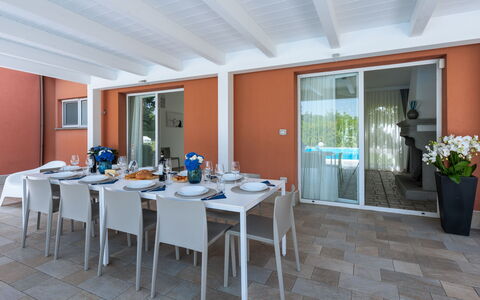 Villa Ninetta 10+1: Ombre, Mobilier De Jardin, Chaise, Recours, Eco Hôtel, Piscine, Plante D'Appartement, Balcon