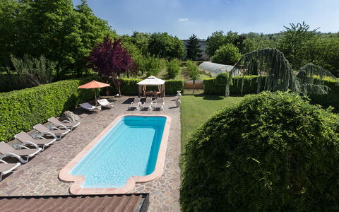 Villa Miki 10: Piscine, Arbuste, Mobilier De Jardin, Loisir, Jardin, Recours, Aménagement Paysager, Balancelle, Eco Hôtel, Ombre