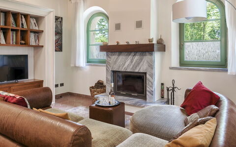 Villa Elsa 6: Meubles, Design Intérieur, Sol, Mur, Sol, Bois, Pièce, Canapé, Salon, Plafond