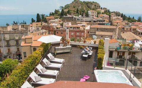 Attico Giafari 6: Appartement, Design Urbain, Balcon, Recours, Hôtel, Ville Resort, Plante D'Appartement