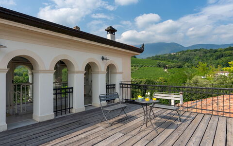 Villa Barchessa Panigai 8: Porche, Balcon, Chaîne De Montagnes, Biens, Balustre, Villa, Plate-Forme, Eco Hôtel, Clôture, Hacienda