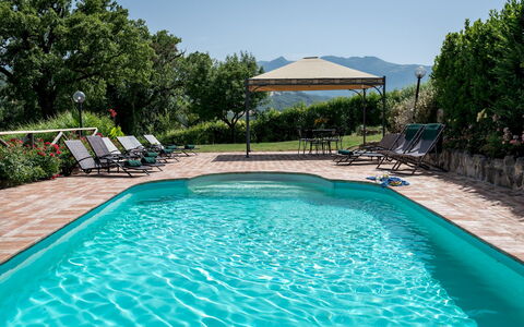 Villa Casanostra 12: Piscine, Bleu, L'Eau, Mobilier De Jardin, Meubles, Recours, Eco Hôtel, Chaise, Loisir, Ombre
