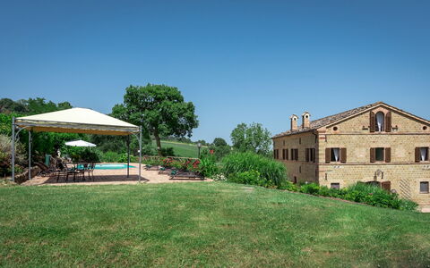 Villa Casanostra 12: Biens, Établissements Humains, Domicile, Ferme, Hacienda, Villa, Jardin, Manoir, Pelouse