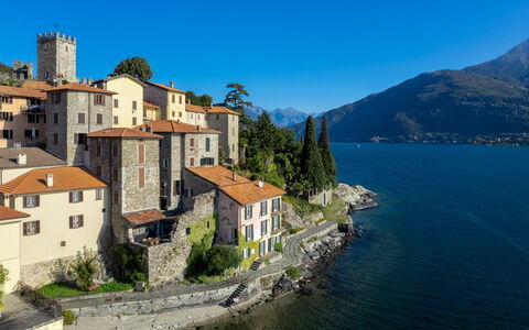 Villa Rivetta 6+2: Bâtiment, Maison, Domicile, Cotiers Et Relief Océaniques, Côte, Établissements Humains, Lac, Canal, Village, Village De Montagne