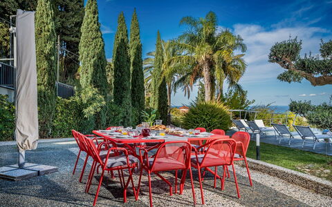 Villa Relax 12+2: Meubles, Mobilier De Jardin, Chaise, Jardin, Tableau De Plein Air, Ombre, Eco Hôtel, Aménagement Paysager, Recours