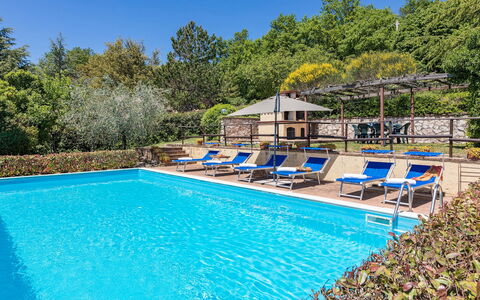Villa Paola 6: Piscine, Recours, Eco Hôtel, Mobilier De Jardin, Loisir, Jardin, Ombre, Aménagement Paysager, Ville Resort, Balancelle