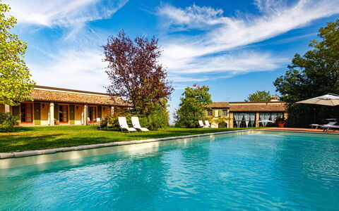 La Tana del Ghiro 18: Bleu, Piscine, Maison, Recours, Biens, Domicile, Eco Hôtel, Ferme, Chalet, Jardin