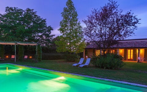 La Tana del Ghiro 18: Bleu, Piscine, Recours, Biens, Thermes, Eco Hôtel, Hacienda, Ferme, Jardin, Arrière-Cour